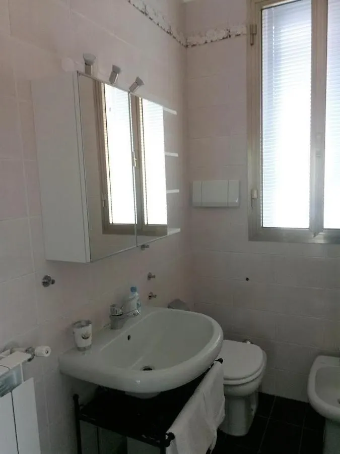 Sunrise20Mt Tram Ingresso Indipendente Daire Mestre